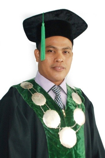 Dekan- Dr. Khairuddin Lubis, M.Pd, MA